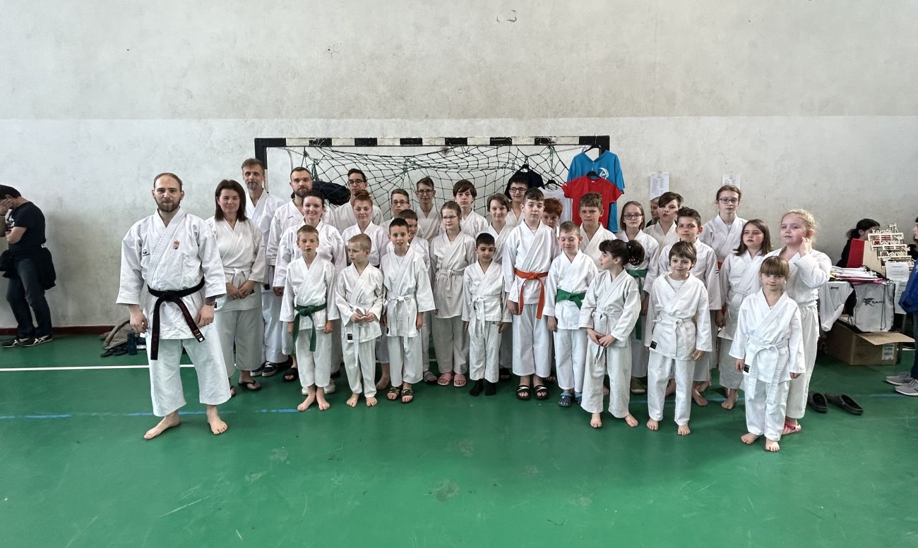 A fehérvári Senshi Karate-Do Egyesület 62 érmet szerzett a Barátság Kupán